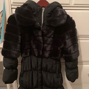 Mona Lisa girls size 10 black faux fur coat
